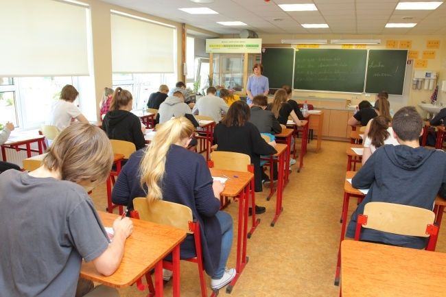 Atsevišķām Rīgas ietekmes areāla pašvaldībām iesaka atteikties no vidusskolām