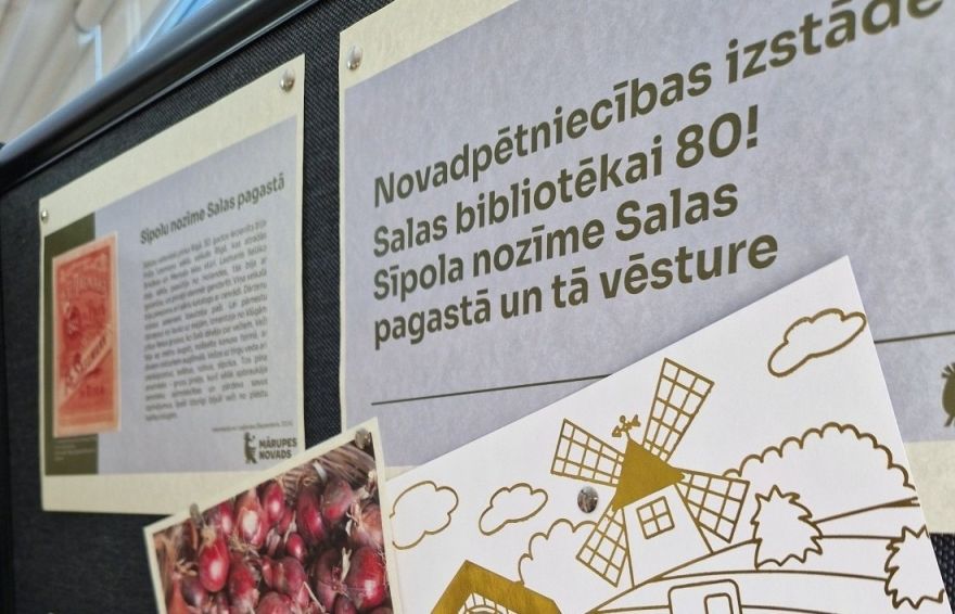 Atzīmējot Salas bibliotēkas jubileju, tapusi pagasta simbolam veltīta izstāde
