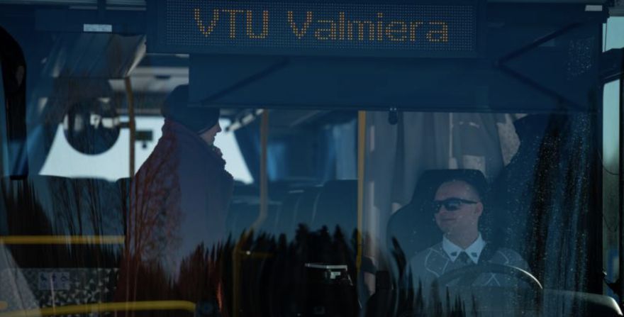 Autobusu kustībā Saulkrastos lielas izmaiņas: kas pasažieriem jāzina no oktobra?