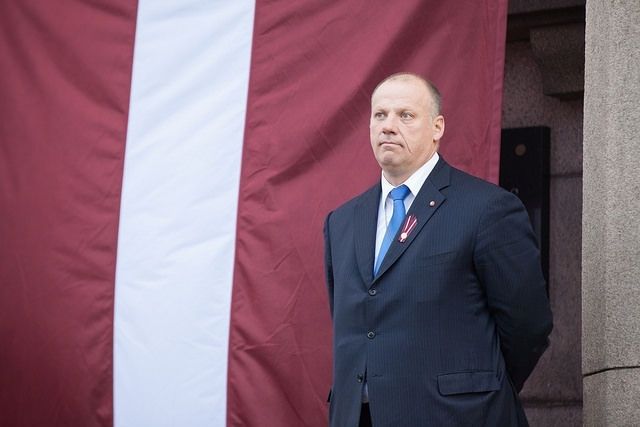 Bergmanis: šobrīd nav nepieciešamās infrastruktūras, lai nodrošinātu obligāto dienestu