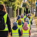 Attēls rakstam: "Bērnudārzs nevar būt sala." Traģēdija Carnikavā uzjundī diskusiju par bērnudārznieku pastaigām, viedoklis arī pedagoģei