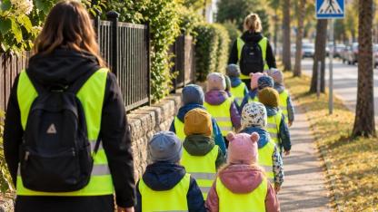 Attēls rakstam: "Bērnudārzs nevar būt sala." Traģēdija Carnikavā uzjundī diskusiju par bērnudārznieku pastaigām, viedoklis arī pedagoģei