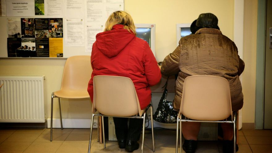 Bezdarbniekiem jauni noteikumi — ienākumus vairs nepieļaus