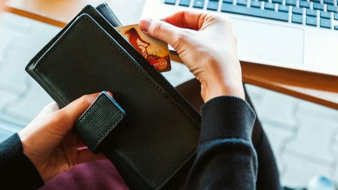 Attēls rakstam: Bezskaidrās naudas maksājumu īpatsvars Latvijā sasniedzis vēsturiski augstāko līmeni