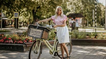 Attēls rakstam: Bibliotēka dodas pie lasītājiem: Siguldā pieejama grāmatu piegāde ar velosipēdu