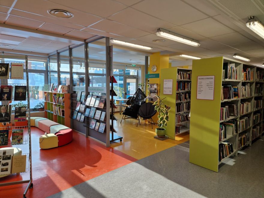 Bibliotēka vairs nav tikai grāmatu krātuve. Ko cilvēki tur meklē šodien?