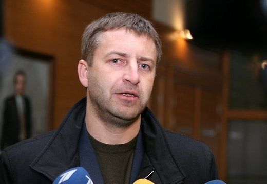 Bojāra pārstāvēta firma vēlas iebūvēt dzīvokļu māju Mazajā Baltezerā; iedzīvotāji ir pret