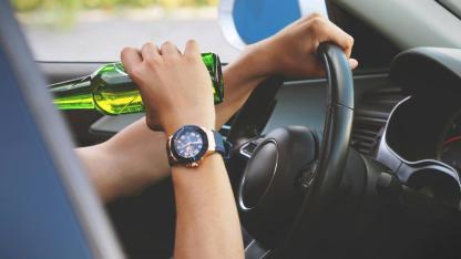 Attēls rakstam: Braukšana pēc alkohola lietošanas neizzūd, turklāt riskantākais paradums kļūst izplatītāks
