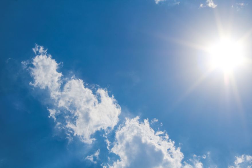 Brīdinājums visiem, kas brīvdienās plāno uzturēties saulē