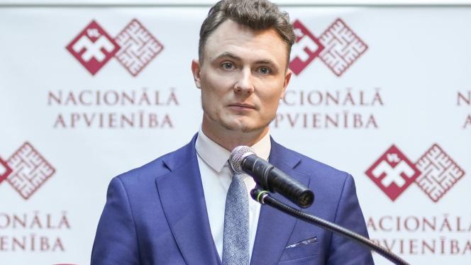 Attēls rakstam: Butāns “pazaudē” augstāko izglītību pēc jautājumiem par Austrālijā iegūto kvalifikāciju
