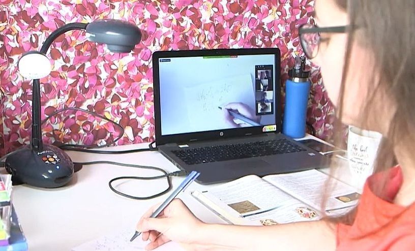 Būtiski ierobežos tālmācību pirmajās sešās klasēs