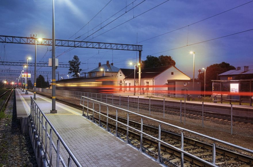 Būvdarbi Olainē beidzas ar bojājumu - vilcienu satiksmē iespējami traucējumi