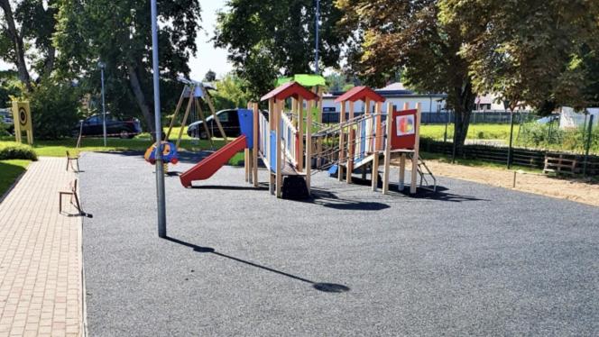 Attēls rakstam: Carnikavā aicina darbā skolotāju. Cik maksās?