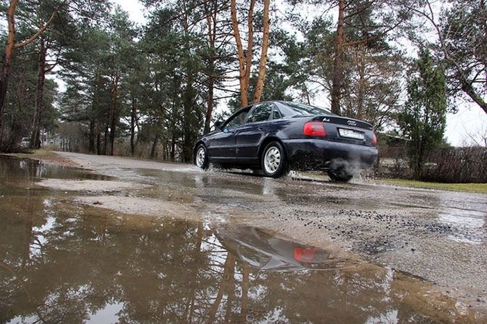 Carnikavā plūdi atkāpjas
