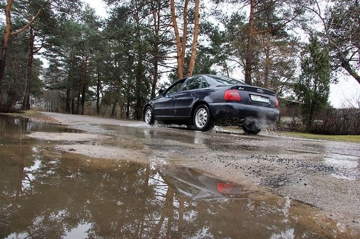 Carnikavai piešķir 3650 latus plūdu seku kompensēšanai