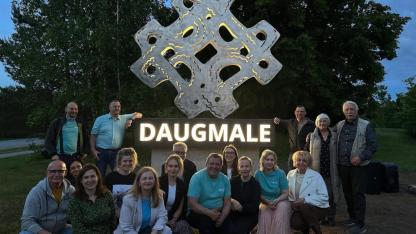 Attēls rakstam: Daugmalē iedegta Mirdzošā Daugmales sakta