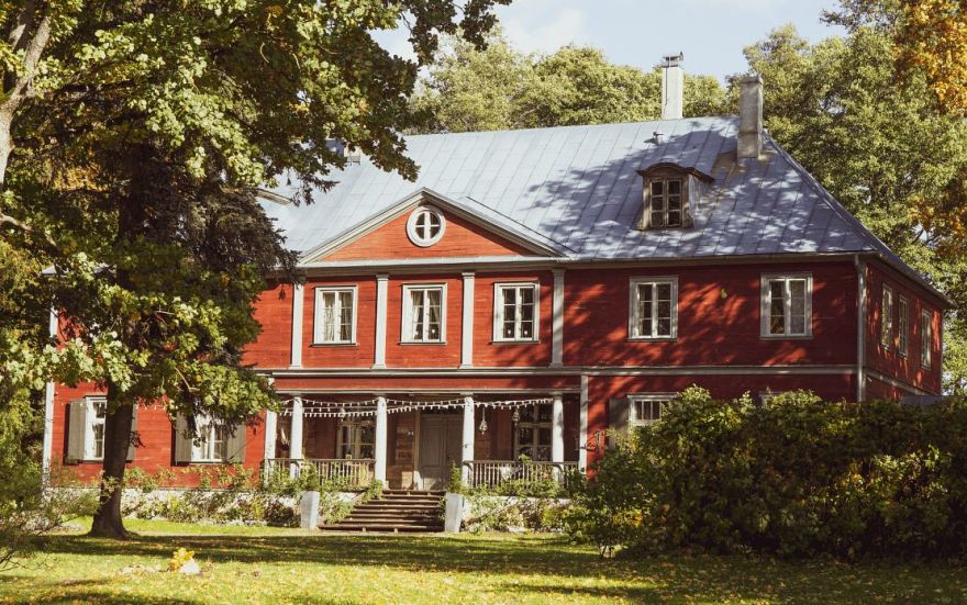 Depkina muižai jauni saimnieki; pašvaldība cer uz jaunu attīstības posmu muižas dzīvē