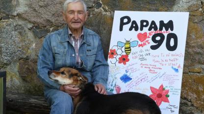 Attēls rakstam: Deviņdesmitgadnieks Edgars Kramfts: Sāc katru dienu ar medus karoti vienu!