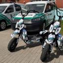 Attēls rakstam: Drebi, maluzvejniek! Salaspils pašvaldības policija tevi panāks... ar videi draudzīgu elektroskrejriteni