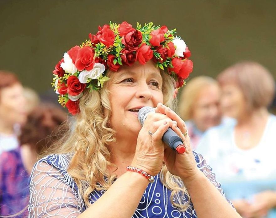 Dziedātāja Anita Ozola: Izjust satikšanās prieku ir svarīgi