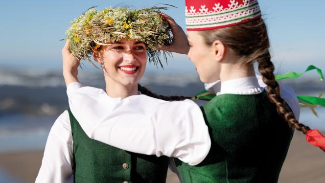 Attēls rakstam: Dziesmas, ugunskuri un līgošana pie jūras: Jūrmala aicina svinēt Jāņus