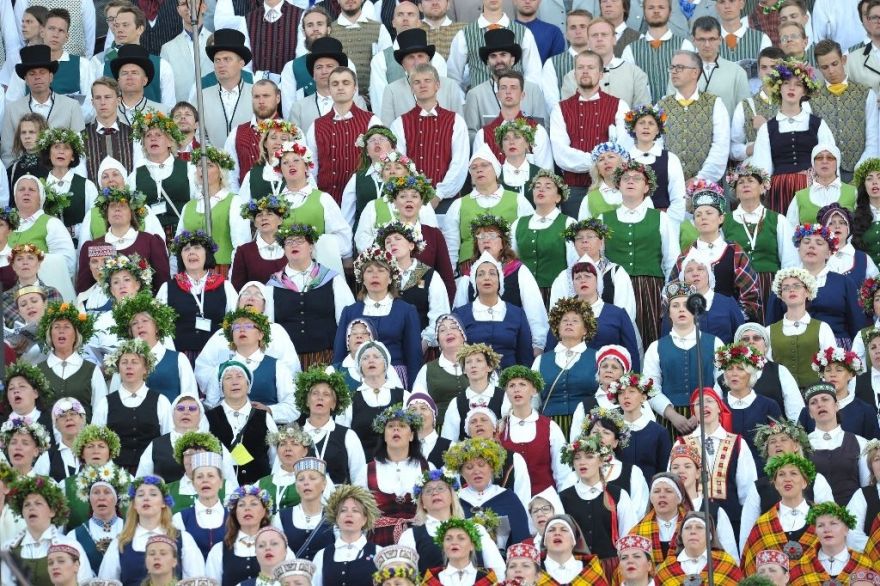 Dziesmu un deju svētku tradīcijas uzturēšanai diasporā atvēl 70 000 eiro