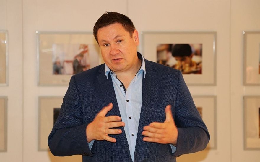 Egils Helmanis: Sabiedrība ir kļuvusi ļoti sievišķīga