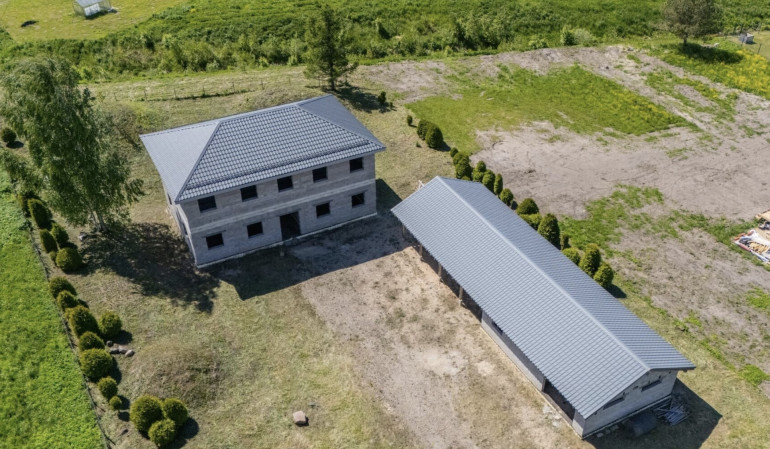 FOTO: Jānis Vimba pārdošanā izlicis savu nepabeigto jaunbūvi. Par cik eiro viņš no tās gatavs šķirties?