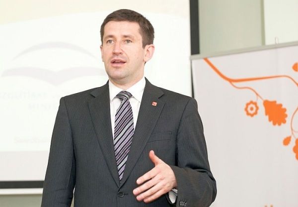 Eksperts: Bez konkurētspējīgas algas masveida cilvēku atgriešanās ir ilūzija