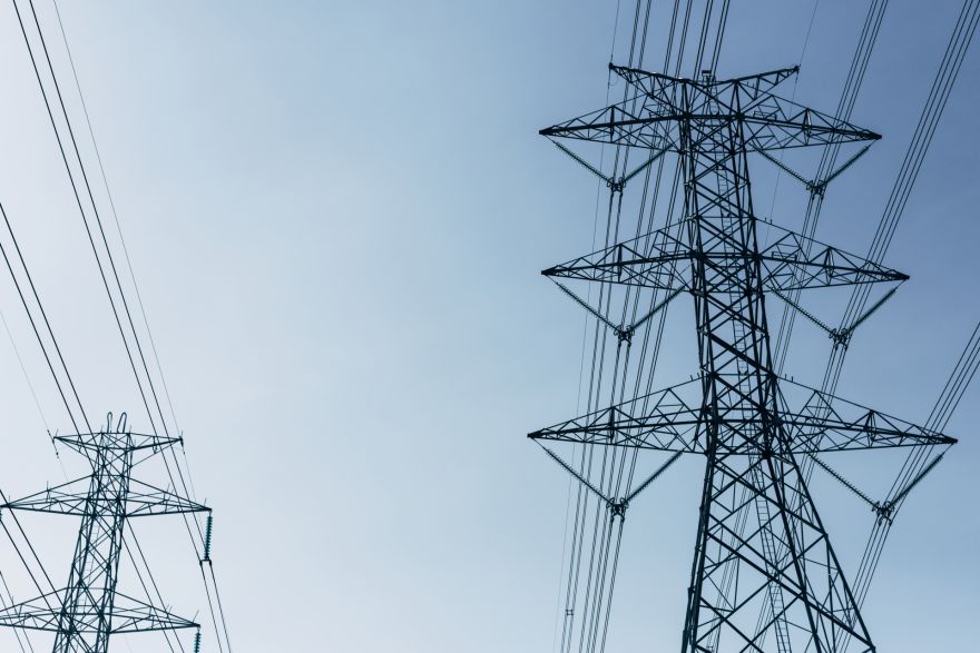 Elektroenerģijas cena Latvijā aprīlī samazinājusies par 23%
