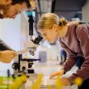 Attēls rakstam: "Eurostat": Latvijā ir augstākais sieviešu īpatsvars zinātnieku un inženieru vidū ES