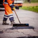 Attēls rakstam: Finansējuma trūkuma dēļ ceļus tikai "pielāpīs"