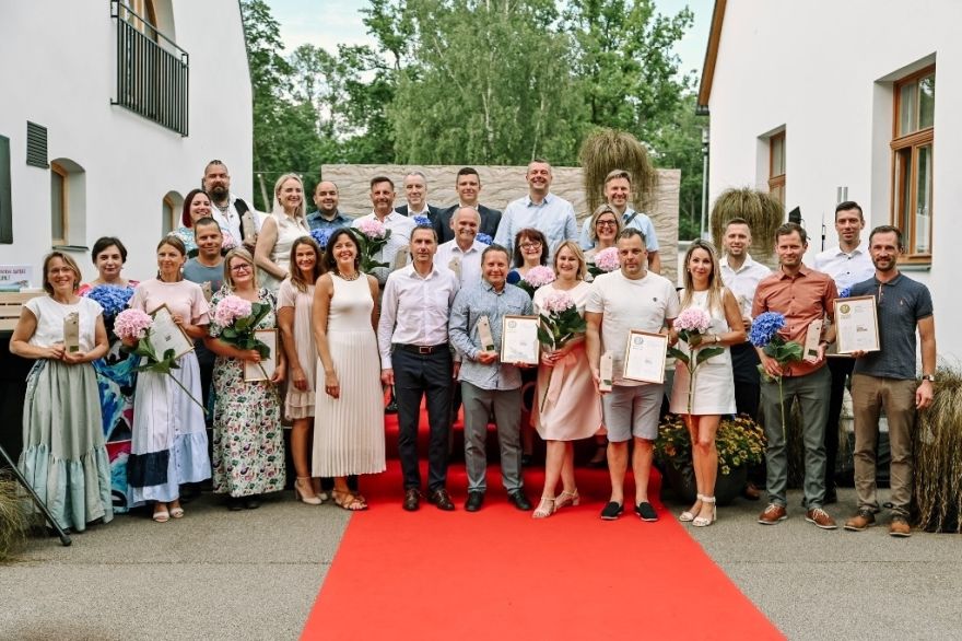 Foto: Apbalvoti "Siguldas novada uzņēmēju gada balvas 2021" laureāti