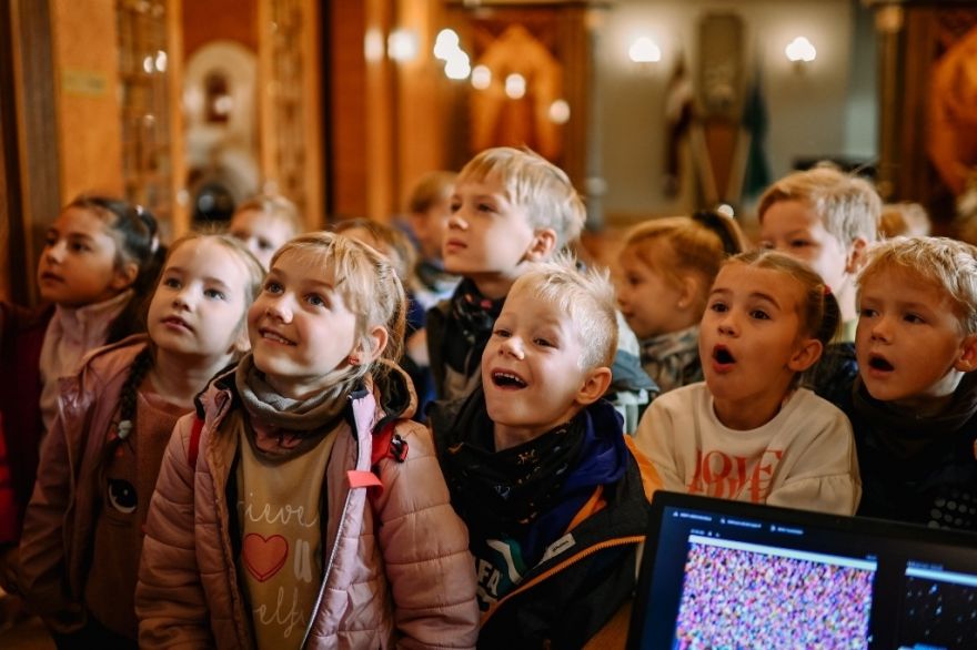 Foto: Ar daudzveidīgu programmu aizvadīts pirmais Siguldas bērnu un jauniešu literatūras festivāls