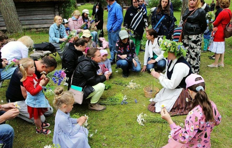 Foto: Brīvdabas muzejs dalās ar padomiem Jāņu ielīgošanai