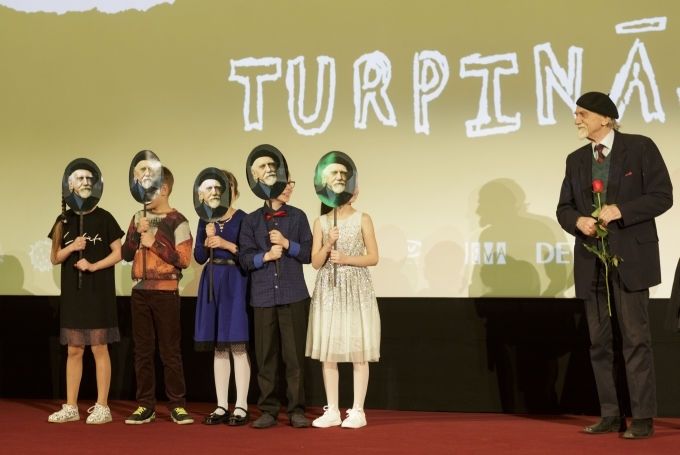 Foto: Ceļu pie skatītājiem sāk Ivara Selecka dokumentālā filma "Turpinājums"