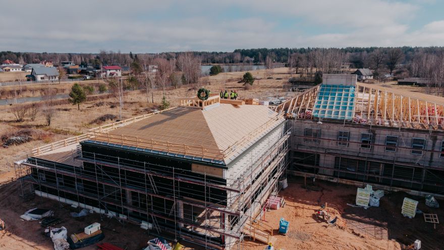 FOTO: Gandrīz 14 miljonu eiro projekts: Ādažos top pirmsskola 288 bērniem