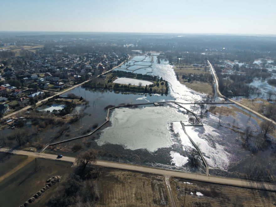 FOTO: Kāpēc applūst tur, kur nevajadzētu? Ieradumu “kārtība”, kas var radīt plūdus