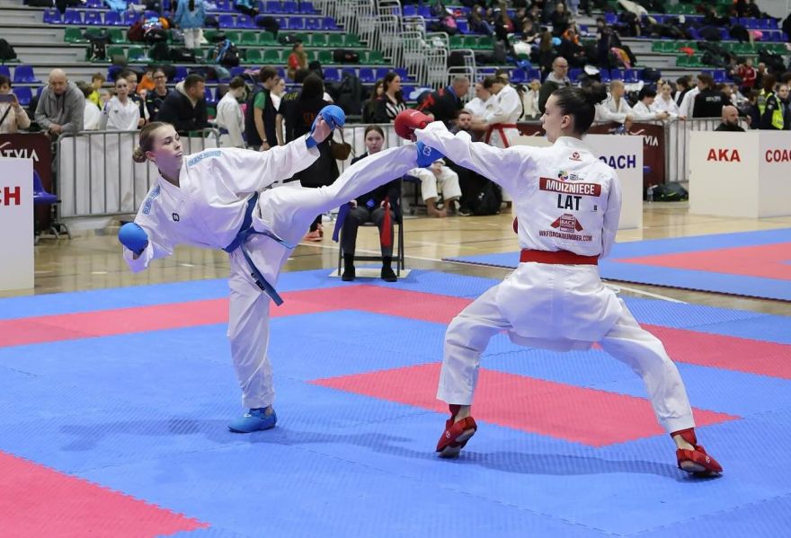 Foto: Karatē izrāde Salaspilī – starptautiskās sacensībās uzvar Ukrainas sportisti