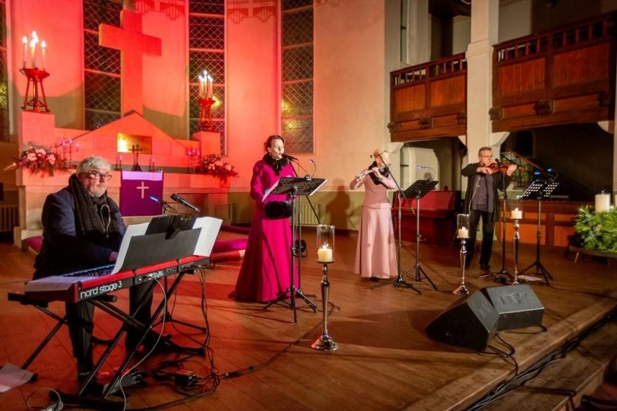 Foto: Ķekavā, Piņķos un Baltezerā izskanēs Ziemassvētku noskaņu programma "Es ticu"