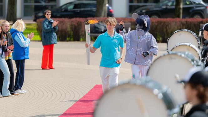 Attēls rakstam: FOTO: Lielais sporta notikums tuvojas! Jaunatnes olimpiādes lāpa sasniegusi Jūrmalu