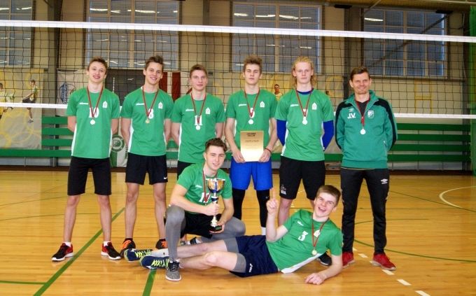 FOTO: Mārupieši uzvarējuši Pierīgas skolēnu sporta spēļu volejbola turnīrā