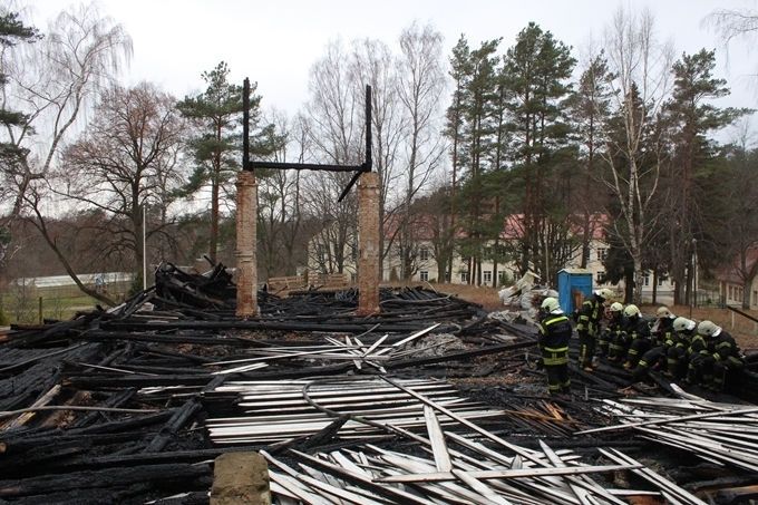 FOTO: Pie kūpošām krāsmatām. Nelaime Siguļos