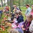 Attēls rakstam: FOTO: Purva ogai par godu – Olainē nosvinēts Dzērveņu festivāls