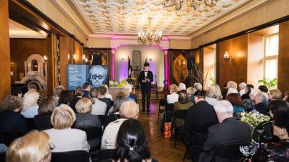 Attēls rakstam: Foto: Romantiskais brīvības bruņinieks. Leonam Briedim veltītā piemiņas grāmatā apkopotas dzejniekam tuvu cilvēku atmiņas