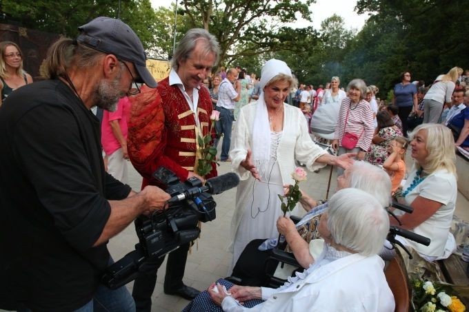 FOTO: Top filma par Latvijas simtgadniekiem