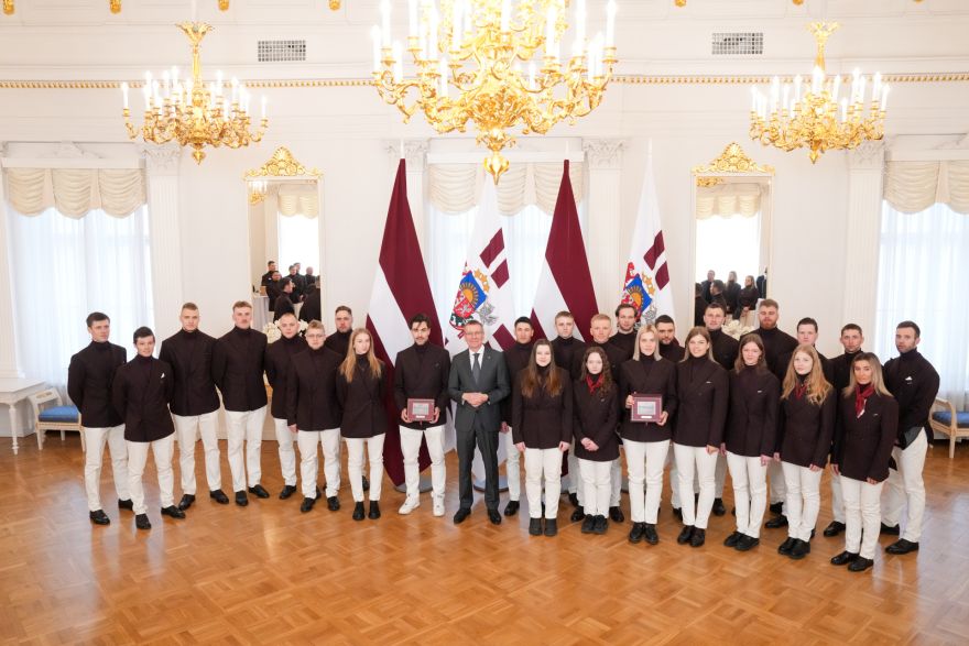 FOTO: Valsts prezidents: Latvijas olimpiešu solidaritāte ar Ukrainu ir zelts