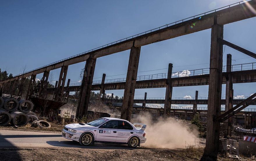 Foto: Vangažu pilsētas jubilejā Ločmelis / Vējiņš atkārtoti uzvar minirallijā "Vidzeme"