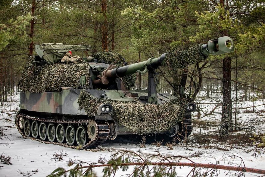 Gaidāmā kaujas šaušana ar haubicēm Ādažos var radīt pastiprinātu troksni