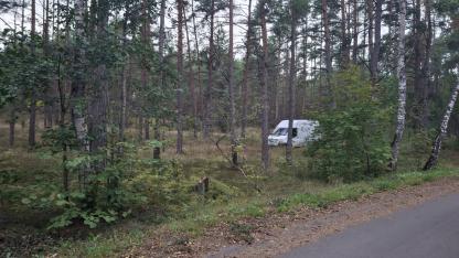 Attēls rakstam: Garciemā iedzīvotāja ceļ trauksmi par auto novietošanu pie pārbrauktuves